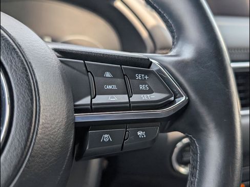 Used 2023 MAZDA CX-5 Signature AWD/4WD image 25