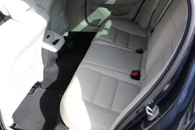 Used 2024 Volvo S60 B5 Plus w/ Climate Package AWD/4WD image 14