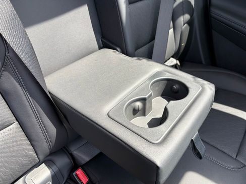 New 2026 Chevrolet Equinox LT w/ Convenience Package II FWD image 46