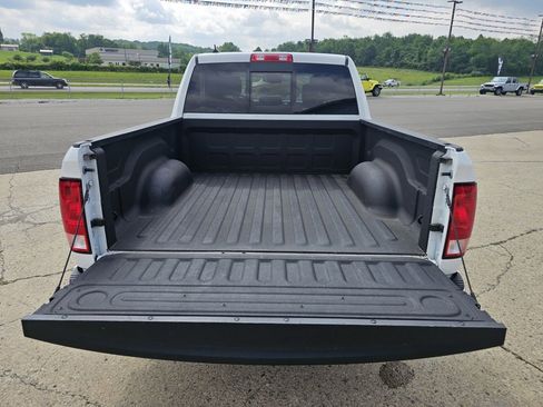 Used 2022 RAM 1500 Classic SLT w/ Electronics Group image 16