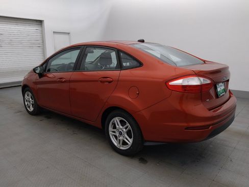 Used 2018 Ford Fiesta SE FWD image 3