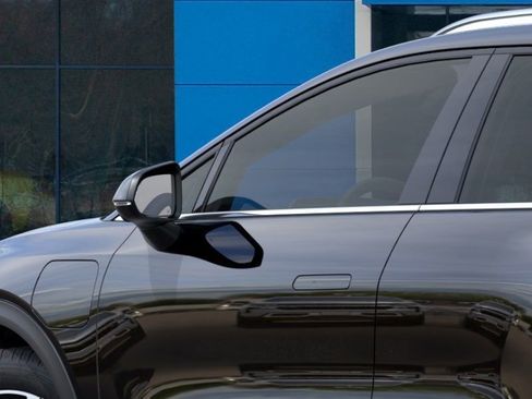 New 2026 Chevrolet Equinox EV LT image 19