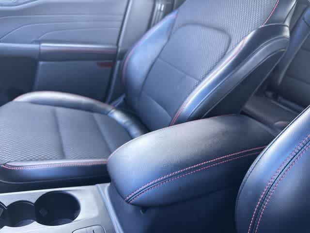 Used 2023 Ford Escape ST-Line AWD/4WD image 28