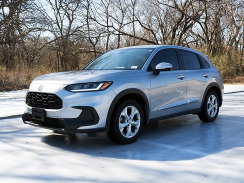 Used 2023 Honda HR-V LX image 5