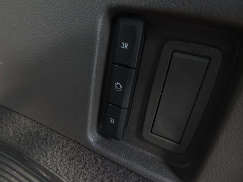 Used 2022 Lincoln Aviator Reserve w/ Equipment Group 201A RWD image 18