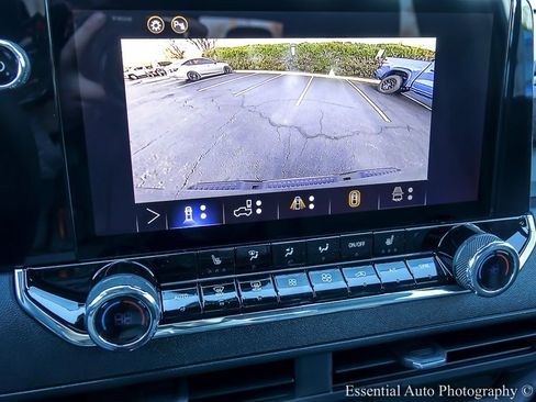 New 2026 Chevrolet Colorado Trail Boss AWD/4WD image 17