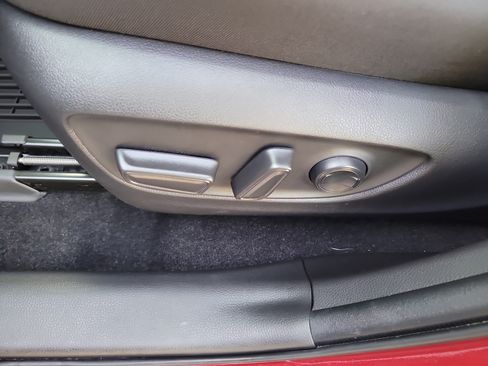 Certified 2025 Toyota RAV4 XLE w/ Convenience Package image 22