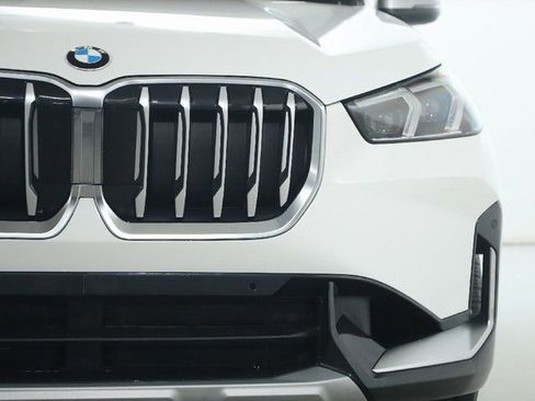 Certified 2023 BMW X1 xDrive28i w/ Convenience Package AWD/4WD image 8