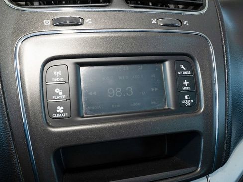 Used 2018 Dodge Journey SXT w/ Blacktop Package FWD image 13