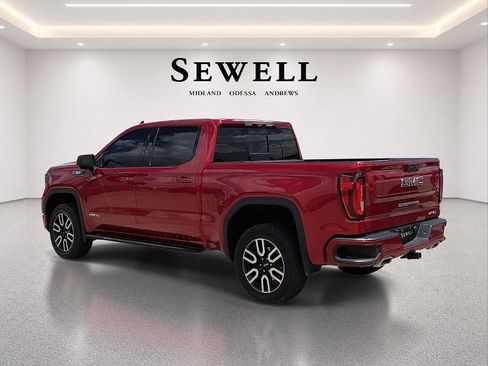 Used 2024 GMC Sierra 1500 AT4 w/ Technology Package AWD/4WD image 3