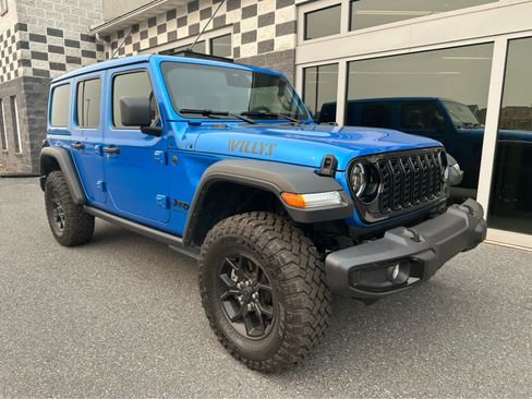 Used 2026 Jeep Wrangler Unlimited Sport AWD/4WD image 1