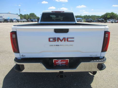 New 2026 GMC Sierra 3500 SLE w/ SLE Value Package AWD/4WD image 6