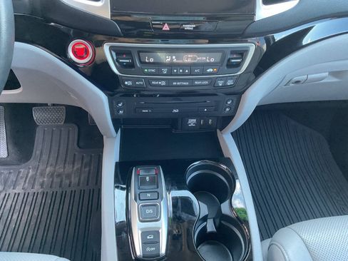 Used 2016 Honda Pilot Elite image 29