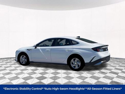 New 2026 Hyundai Sonata SE FWD image 7