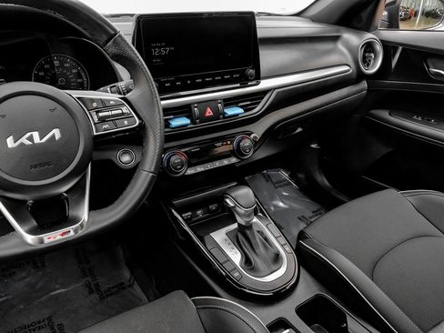 Used 2024 Kia Forte GT-Line w/ GT-Line Premium Package image 23