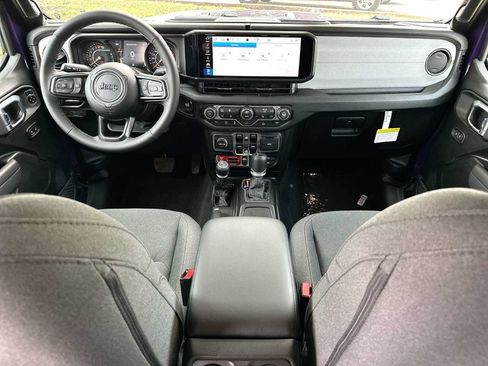 New 2026 Jeep Gladiator Sport AWD/4WD image 25