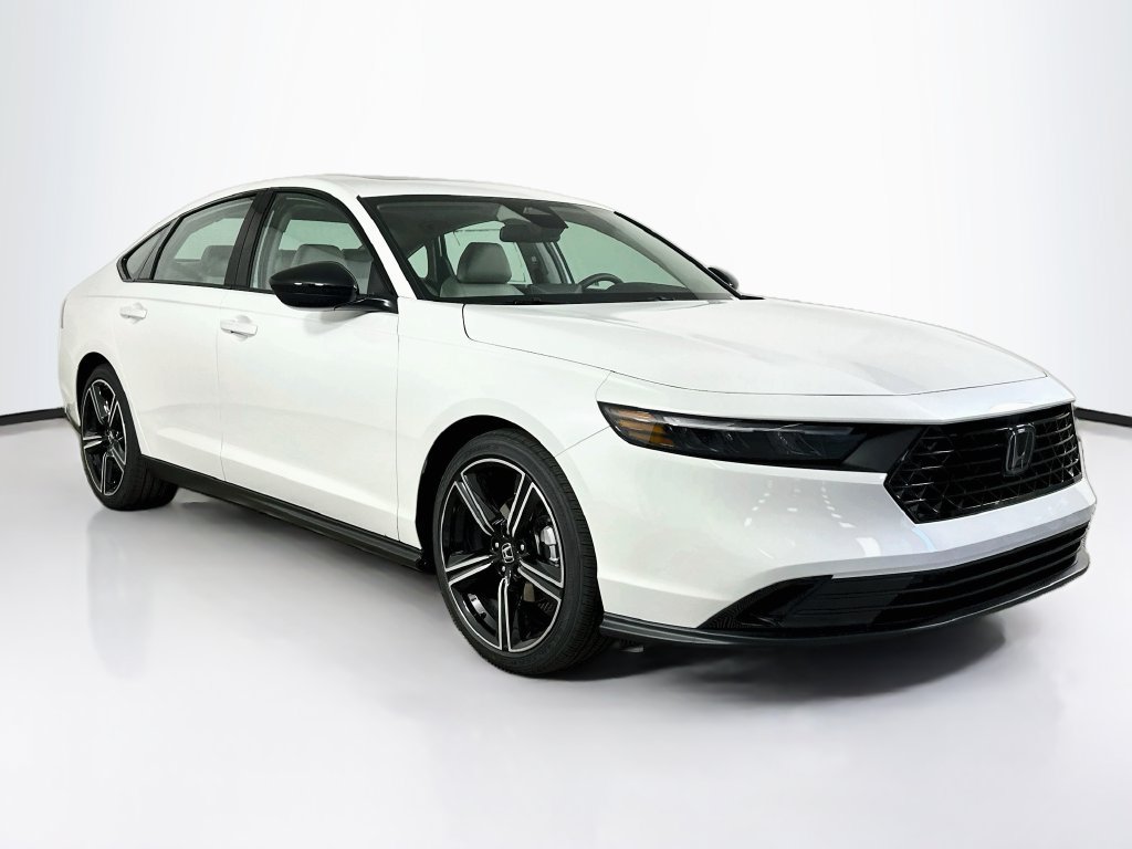 Used 2026 Honda Accord SE image 2