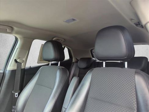 Used 2019 Buick Encore Sport Touring FWD image 16
