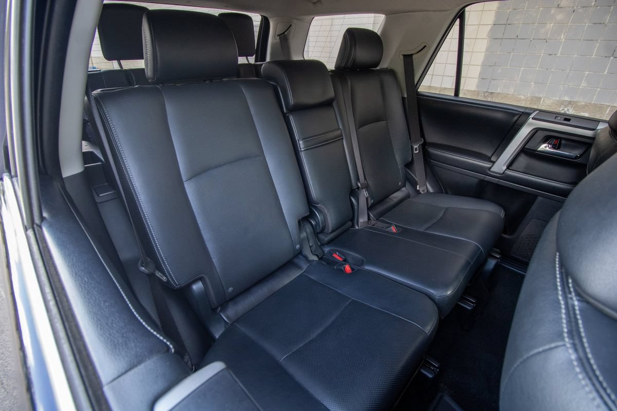 Used 2016 Toyota 4Runner Limited AWD/4WD image 21