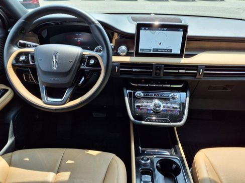 Certified 2022 Lincoln Corsair Reserve w/ Equipment Group 201A image 17