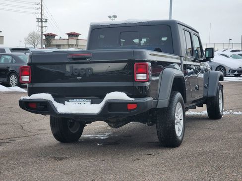 Used 2023 Jeep Gladiator Sport AWD/4WD image 5