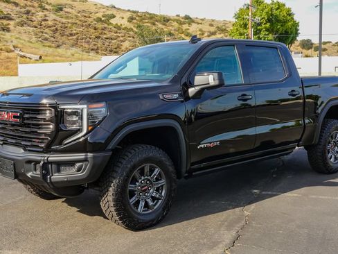 New 2026 GMC Sierra 1500 AT4X AWD/4WD image 3