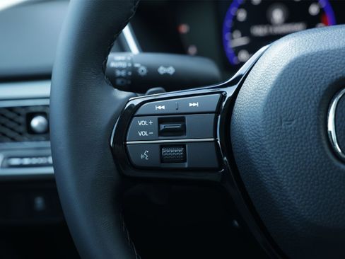 Used 2025 Acura Integra Base image 19