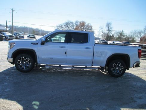 New 2026 GMC Sierra 1500 SLT w/ SLT Premium Plus Package image 9