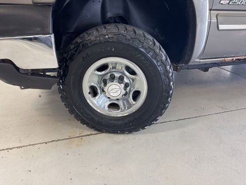 Used 2007 Chevrolet Silverado 2500 LT w/ Heavy-Duty Power Package AWD/4WD image 23