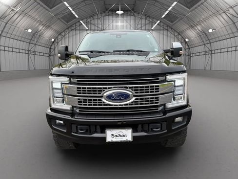 Used 2019 Ford F350 Lariat w/ Lariat Ultimate Package AWD/4WD image 13