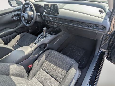 New 2026 Honda HR-V LX image 28