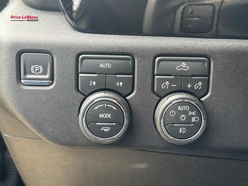 Used 2026 Chevrolet Silverado 1500 RST AWD/4WD image 20