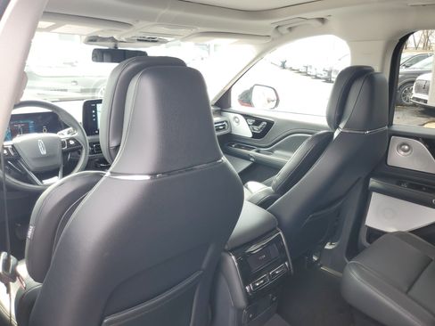 New 2026 Lincoln Aviator Reserve image 24