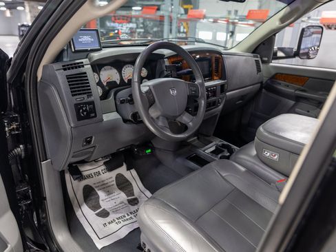 Used 2006 Dodge Ram 3500 Truck Laramie w/ Protection Group AWD/4WD image 34