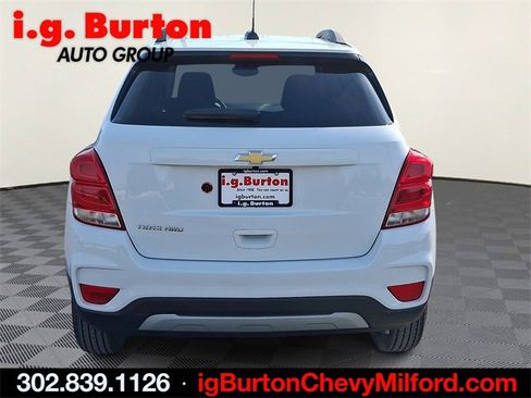 Certified 2022 Chevrolet Trax LT w/ LT Convenience Package image 5