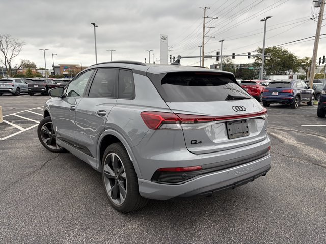 Used 2024 Audi Q4 e-tron Premium Plus AWD/4WD image 3