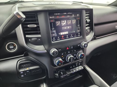 Used 2019 RAM 2500 Big Horn AWD/4WD image 11
