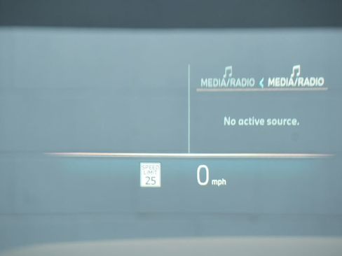 New 2026 BMW i5 eDrive40 w/ Premium Package image 8