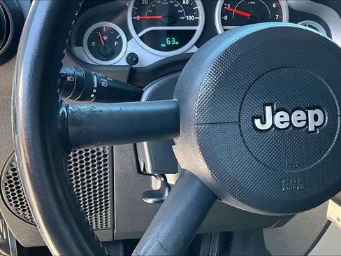 Used 2008 Jeep Wrangler Rubicon w/ Dual Top Group AWD/4WD image 22
