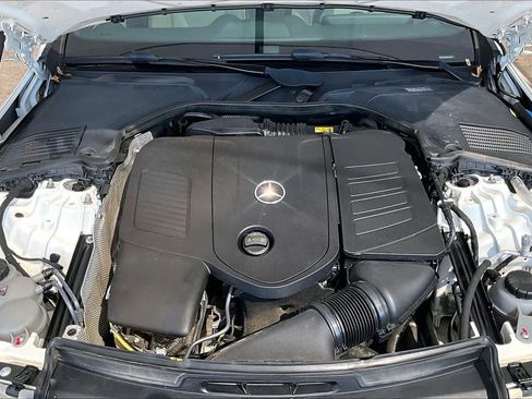 Used 2024 Mercedes-Benz C 300 Sedan image 32