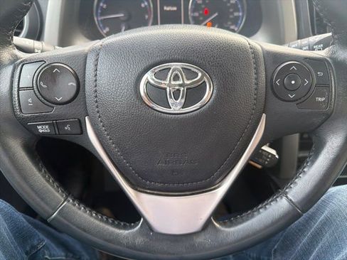 Used 2016 Toyota RAV4 XLE image 19