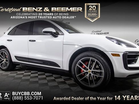 Used 2023 Porsche Macan S AWD/4WD image 1