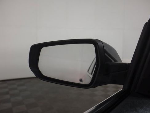 Used 2023 Chevrolet Malibu LT image 36