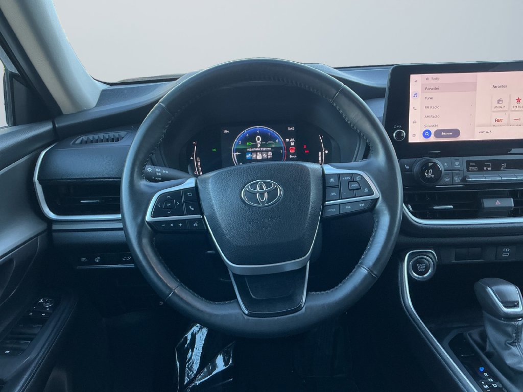Used 2024 Toyota Grand Highlander AWD image 13