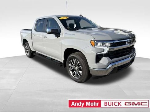 Used 2024 Chevrolet Silverado 1500 LT AWD/4WD image 3