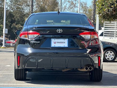 Used 2024 Toyota Corolla SE FWD image 4