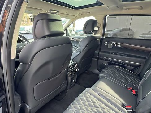 Used 2024 Genesis GV80 3.5T w/ Prestige Package image 36