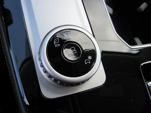 New 2026 Mitsubishi Outlander ES FWD image 27