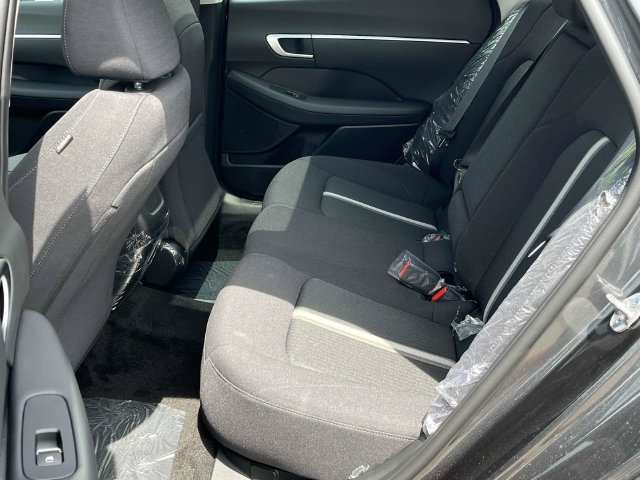 Certified 2025 Hyundai Sonata SEL FWD image 13