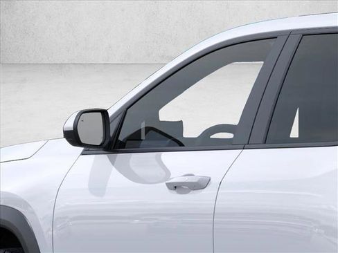 New 2026 Chevrolet Equinox LT image 12